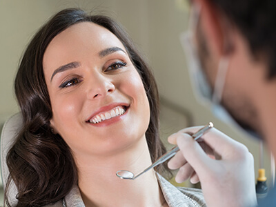 brunette women receiving check-up