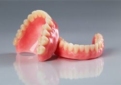 examples of dentures in Green Hills 